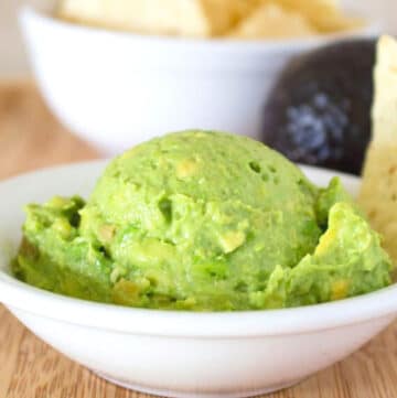 Guacamole in a bowl