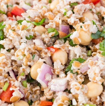 Chickpea and bulgur salad closeup
