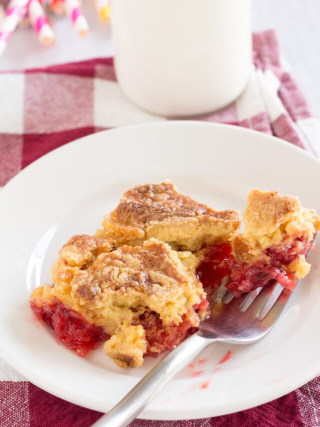 Easy Cherry Pineapple Dump Cake Pear Tree Kitchen