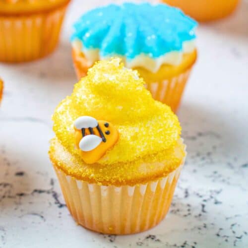 Mini cupcake decorated with a candy bee