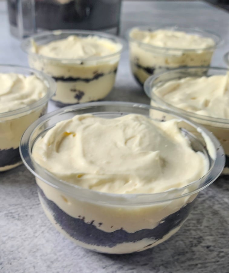 Layered dirt cups
