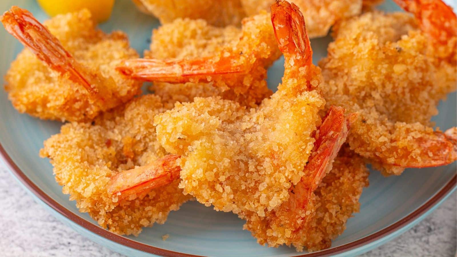Deep fried shrimp on a plate