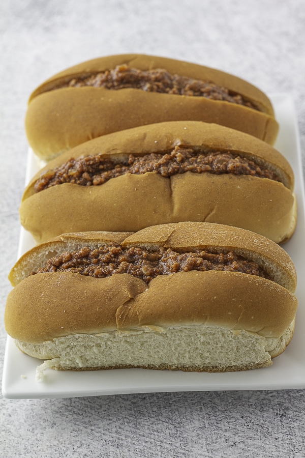 Sauce buns on a plate