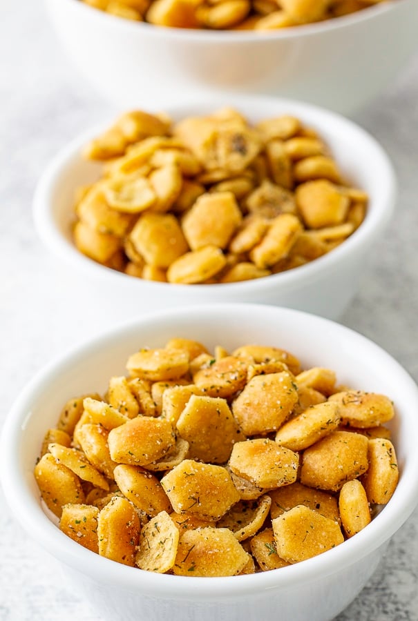 Baked crackers in bowls